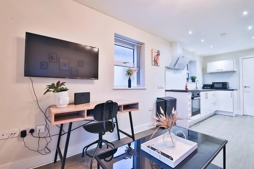 Stayright Whitchurch Place: 2-Bed Flat In كارديف