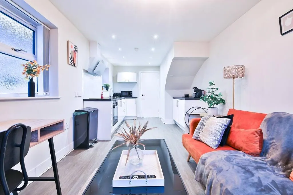 Stayright Whitchurch Place: 2-Bed Flat In كارديف شقة